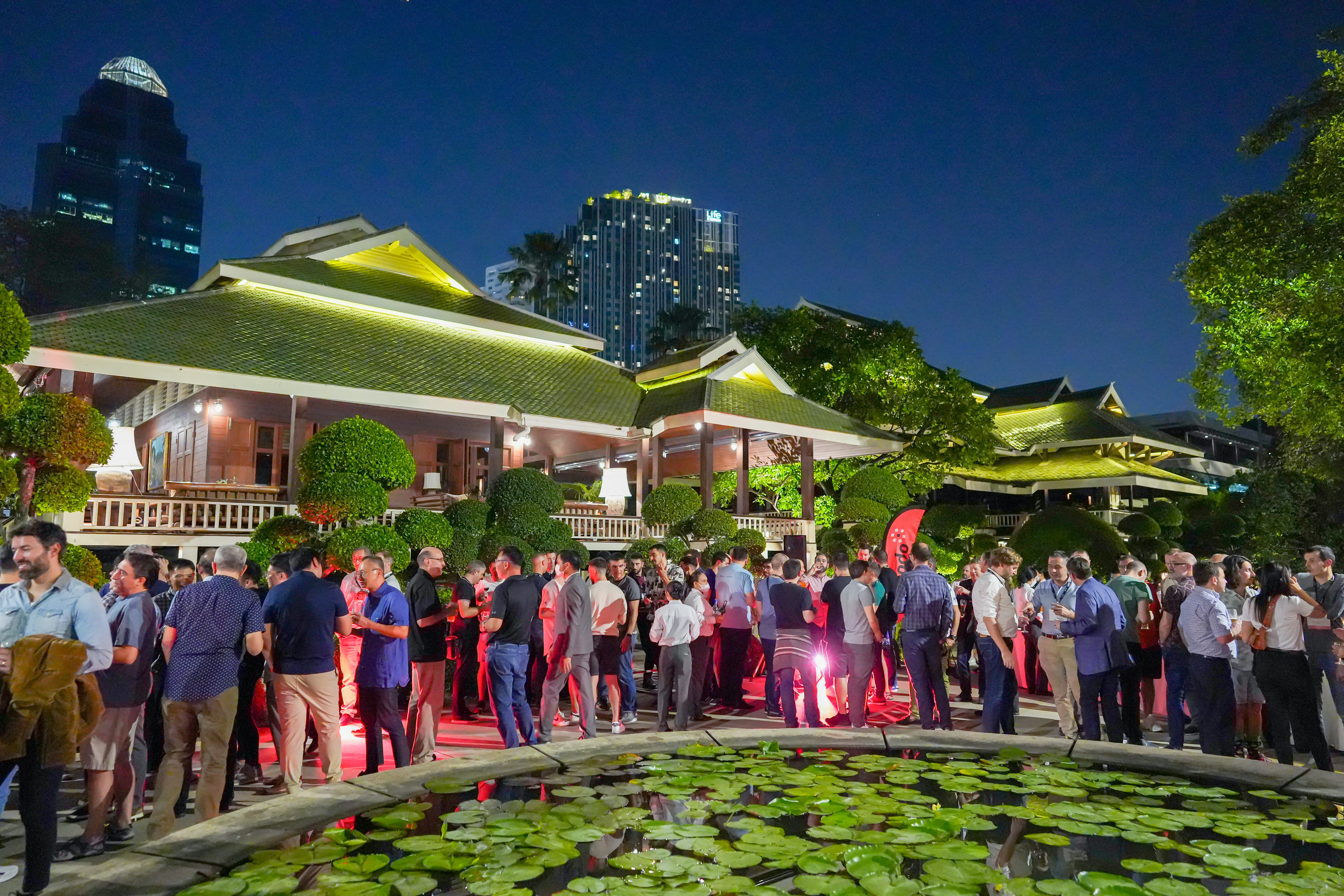 Outside Group Dinner